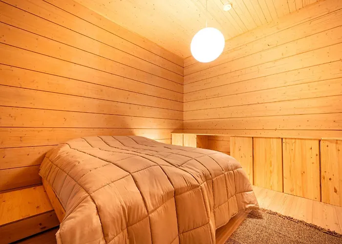 Lakeside Romakkaniemi